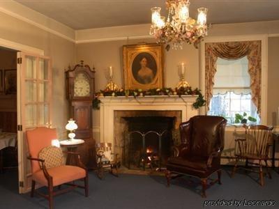 The Fairfield Inn 1757 Interior foto